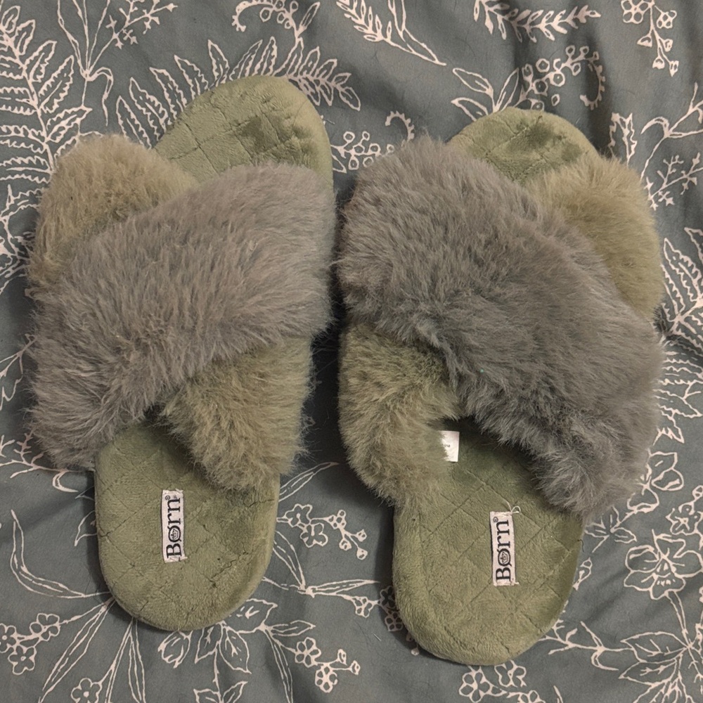 Børn Fuzzy Green Slippers Size M/L 7-10 women
